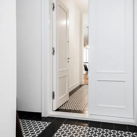 Hoza 35 By Homeprime