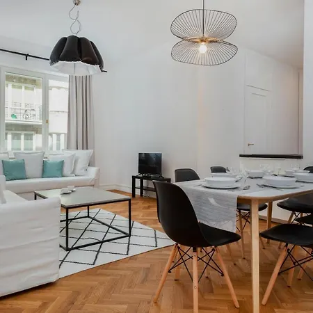 아파트 Hoza 35 By Homeprime