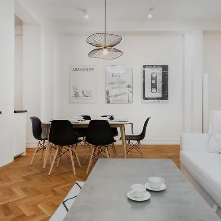 Hoza 35 By Homeprime *